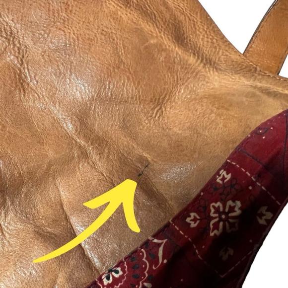 Isabella Fiore Rare Vintage Patriotic Heathered Shimmer Design Purse - Picture 16 of 16